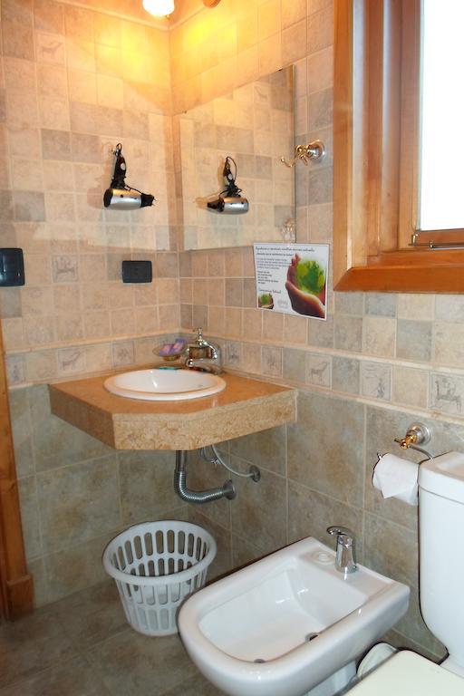 Complejo Hotelero Illihue - Cabanas & Hosteria Junin de los Andes Phòng bức ảnh